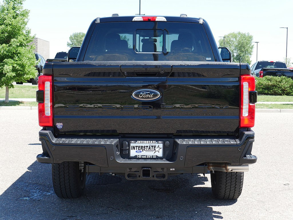 New 2026 Ford F350 Lariat w/ Black Appearance Package AWD/4WD image 4
