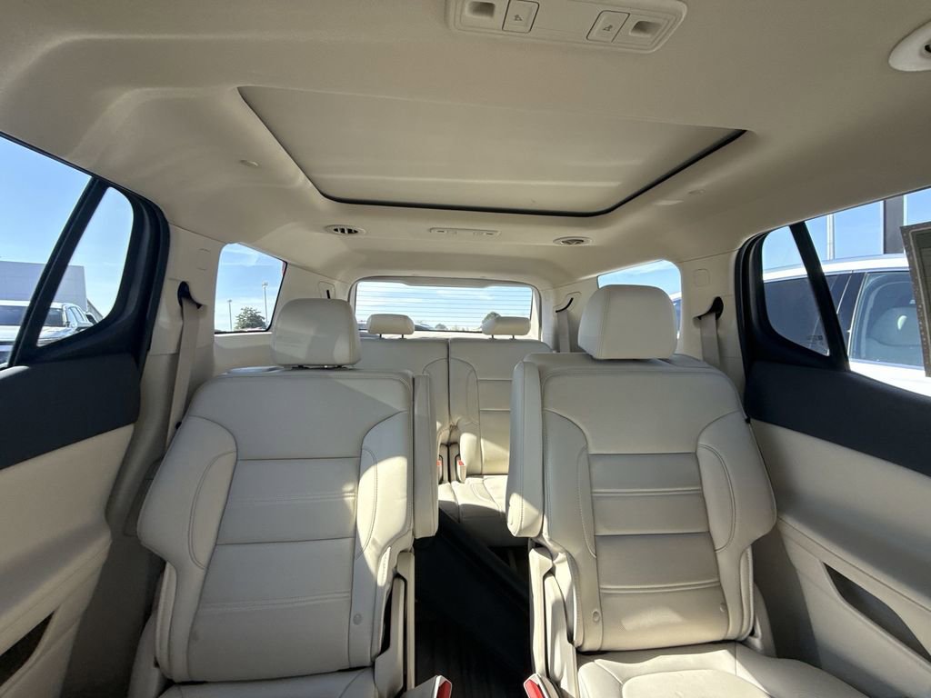 Certified 2022 GMC Acadia Denali w/ Denali Ultimate Package image 28