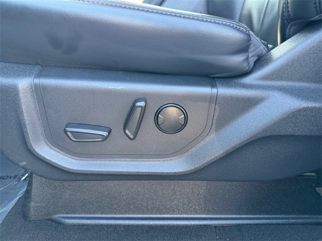 Used 2024 Ford Expedition Max XLT image 14