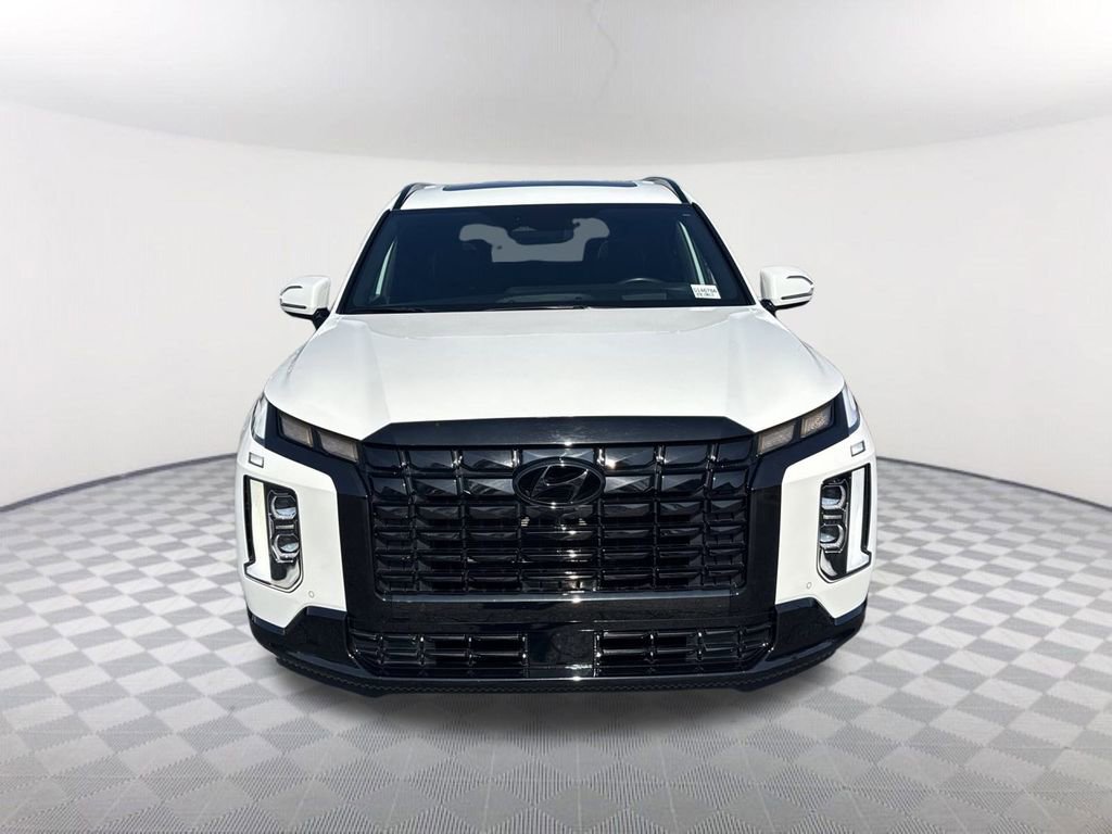 Used 2024 Hyundai Palisade Calligraphy image 2
