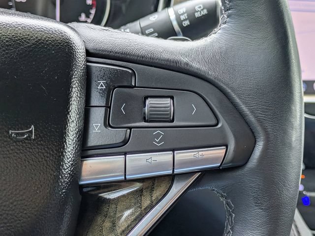 Certified 2024 Cadillac XT6 Premium Luxury AWD/4WD image 28