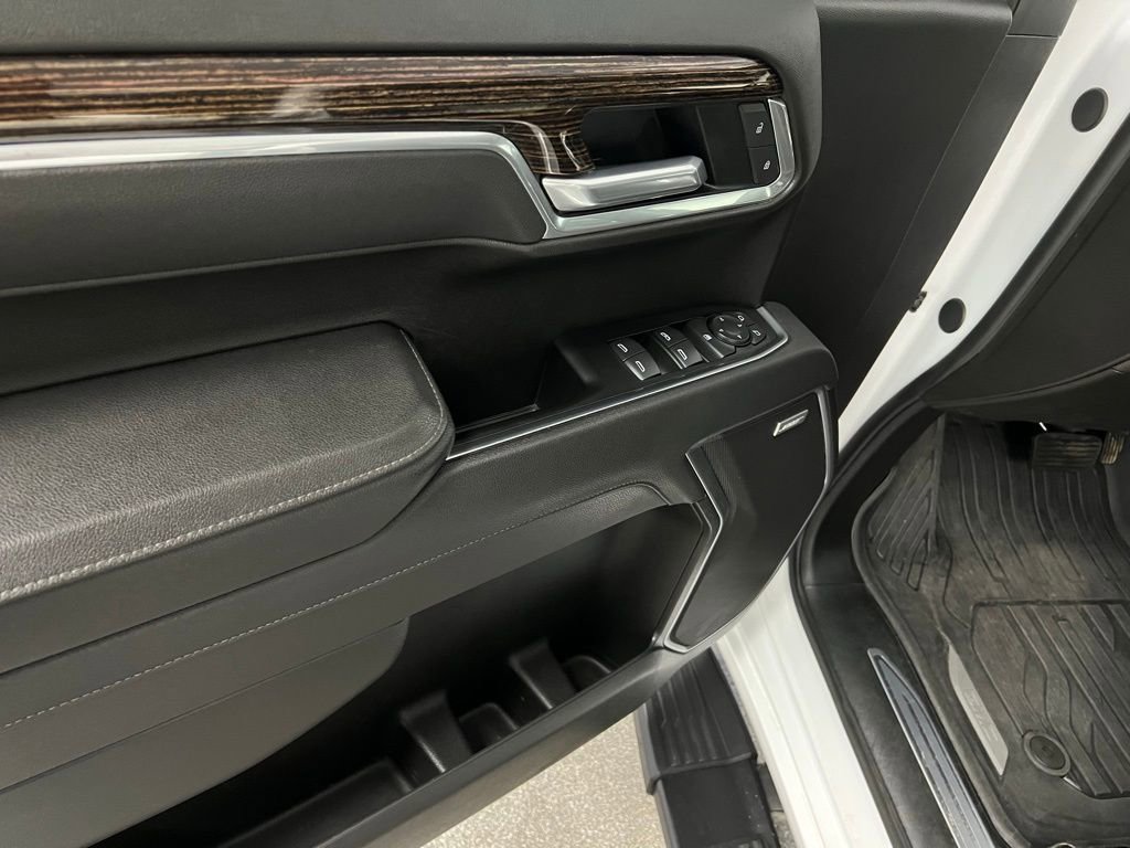 Used 2025 GMC Sierra 1500 Elevation w/ Elevation Premium Package image 29