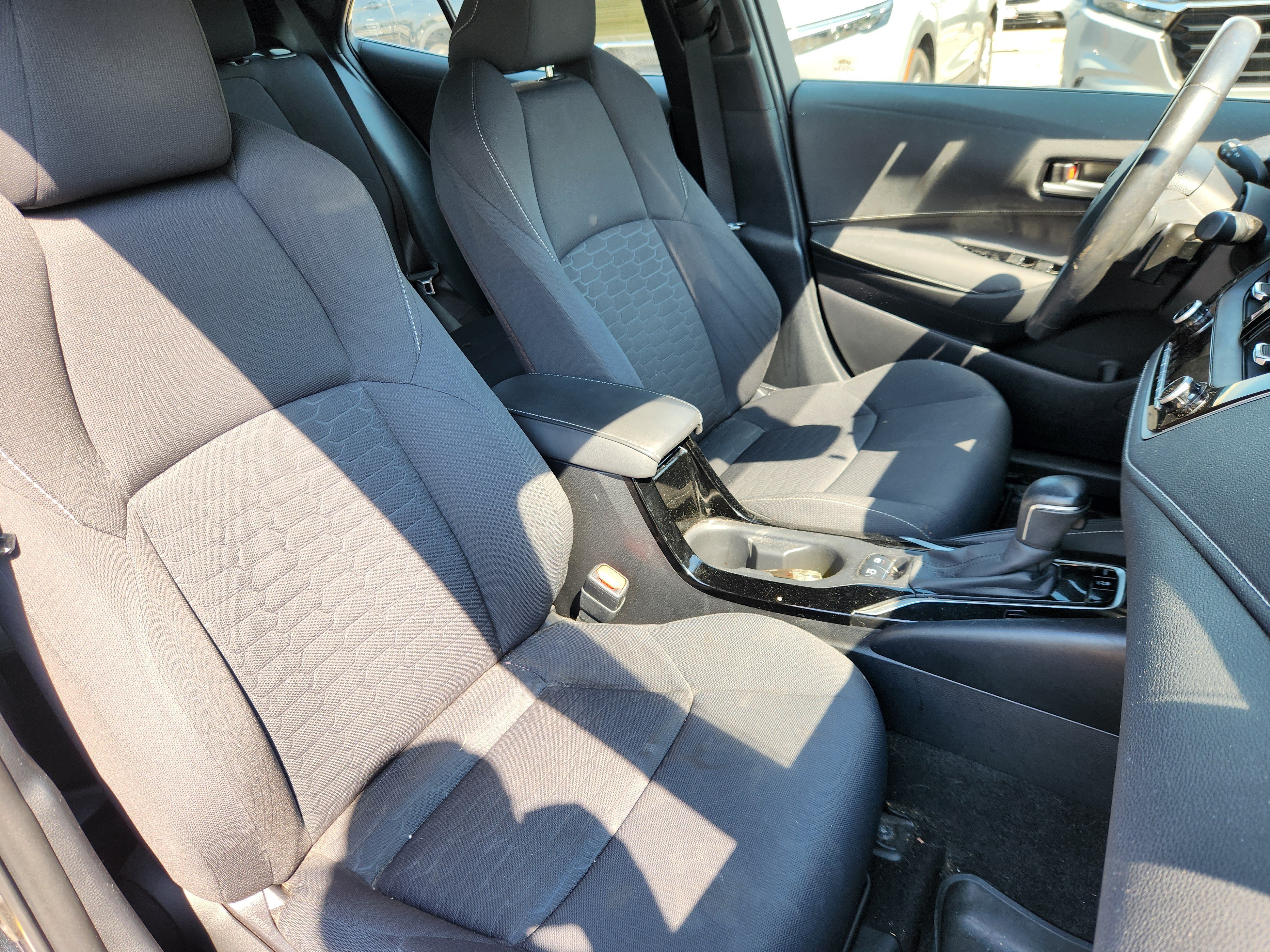 Used 2019 Toyota Corolla SE w/ SE Option Package FWD image 14