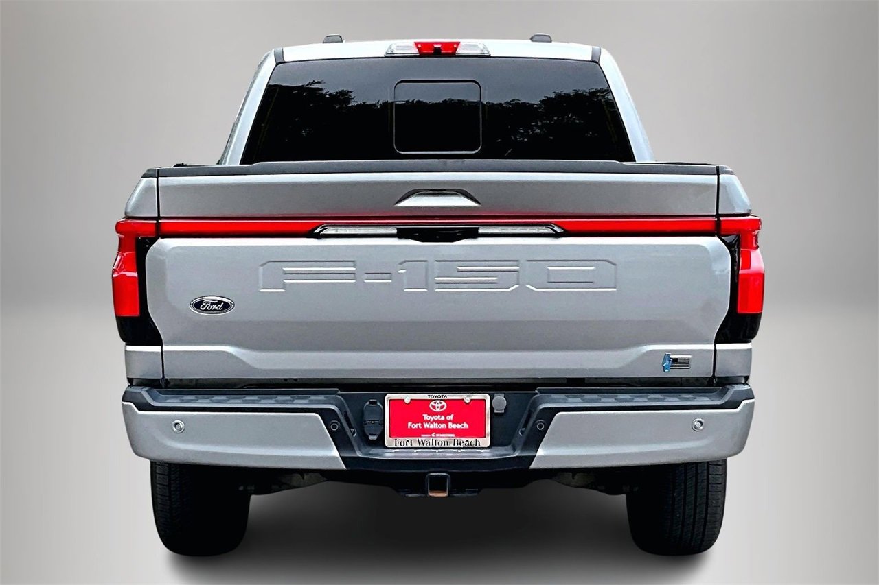 Used 2023 Ford F150 Lightning Lariat w/ Equipment Group 511A High image 6