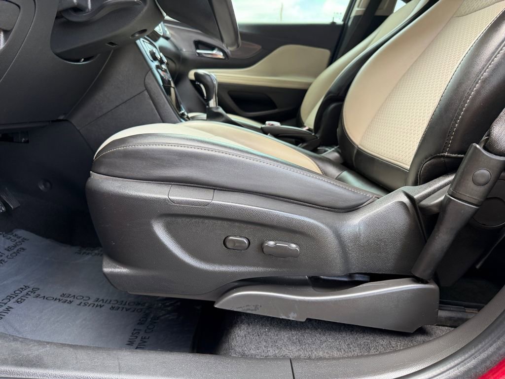 Used 2018 Buick Encore Preferred image 36