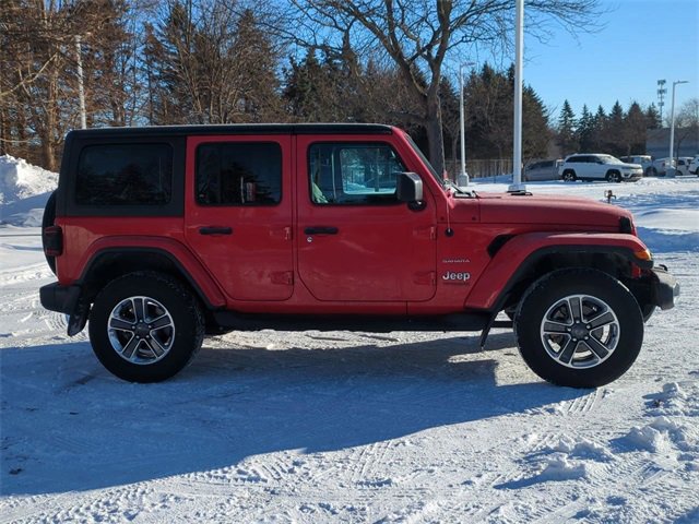 Used 2018 Jeep Wrangler Unlimited Sahara image 2
