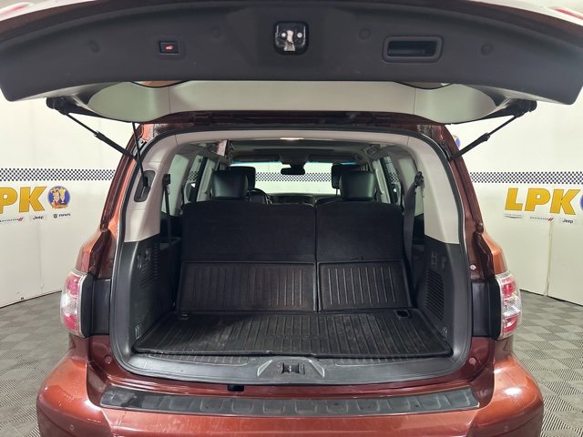 Used 2017 Nissan Armada Platinum w/ Interior Lighting Package image 6