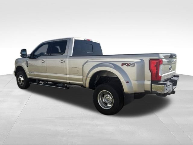 Used 2017 Ford F350 Lariat w/ FX4 Off-Road Package AWD/4WD image 2