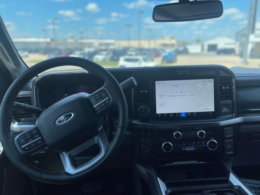 New 2025 Ford F250 Lariat w/ Lariat Ultimate Package image 10