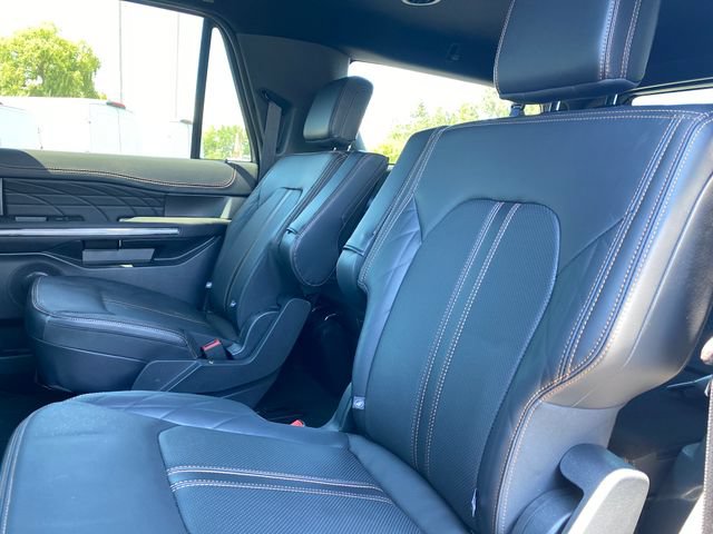 Used 2024 Ford Expedition Max Platinum AWD/4WD image 16