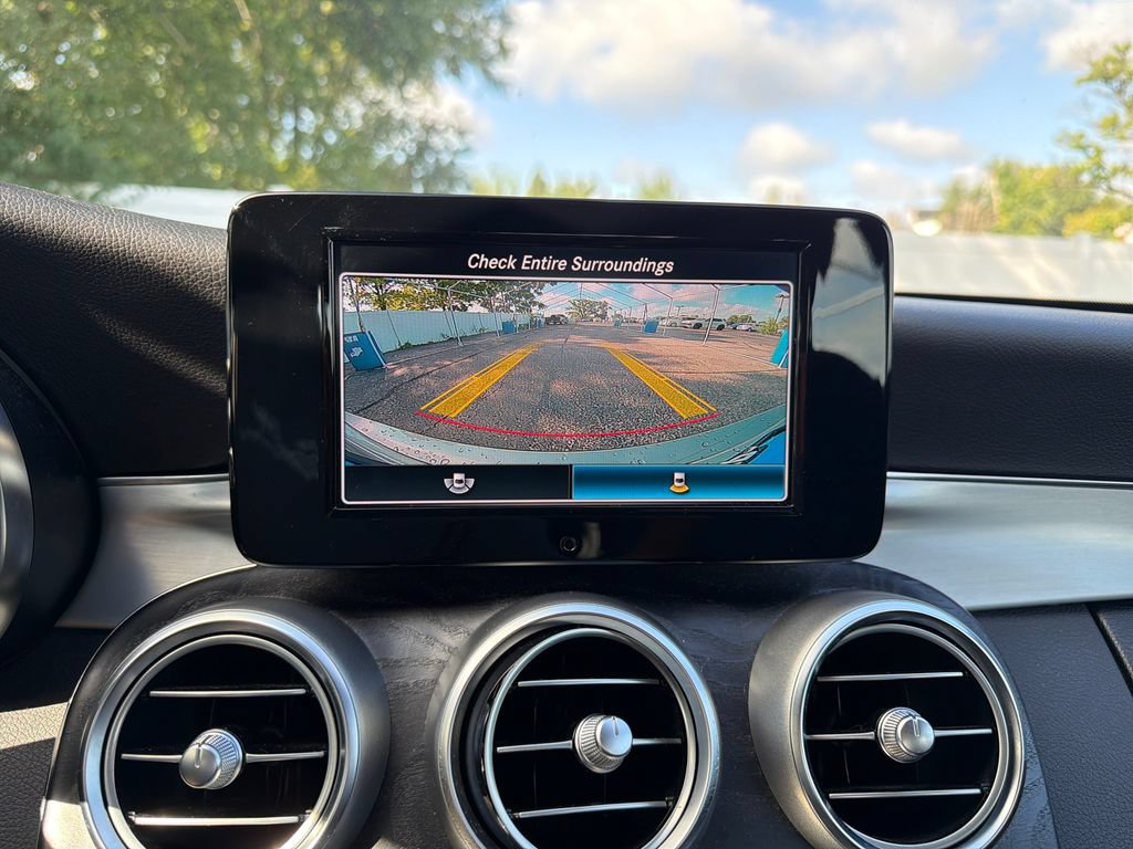 Used 2019 Mercedes-Benz C 300 4MATIC Sedan image 19