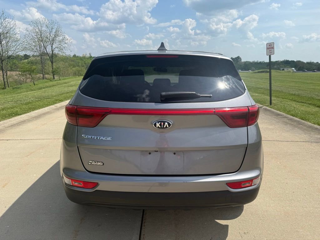 Used 2018 Kia Sportage LX AWD/4WD image 4