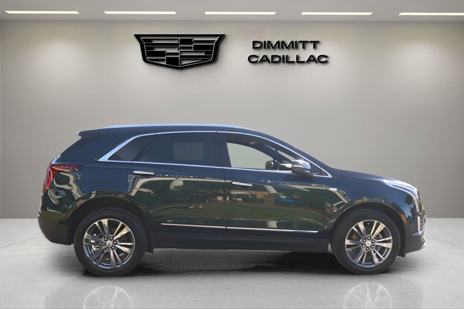 New 2026 Cadillac XT5 Premium Luxury w/ Driver Assist Package AWD/4WD image 6