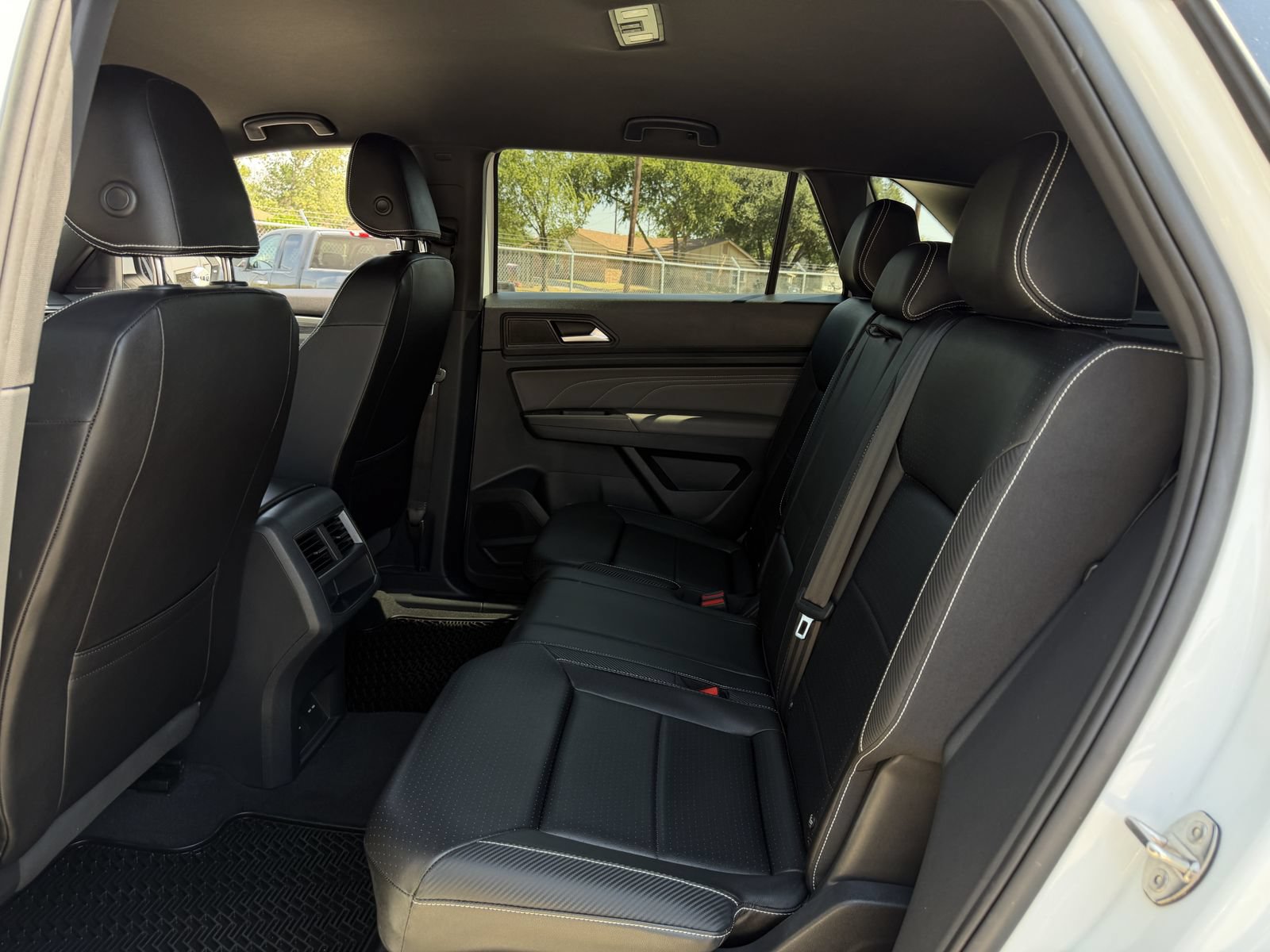 Used 2023 Volkswagen Atlas Cross Sport SE w/ Black Wheel Package FWD image 28