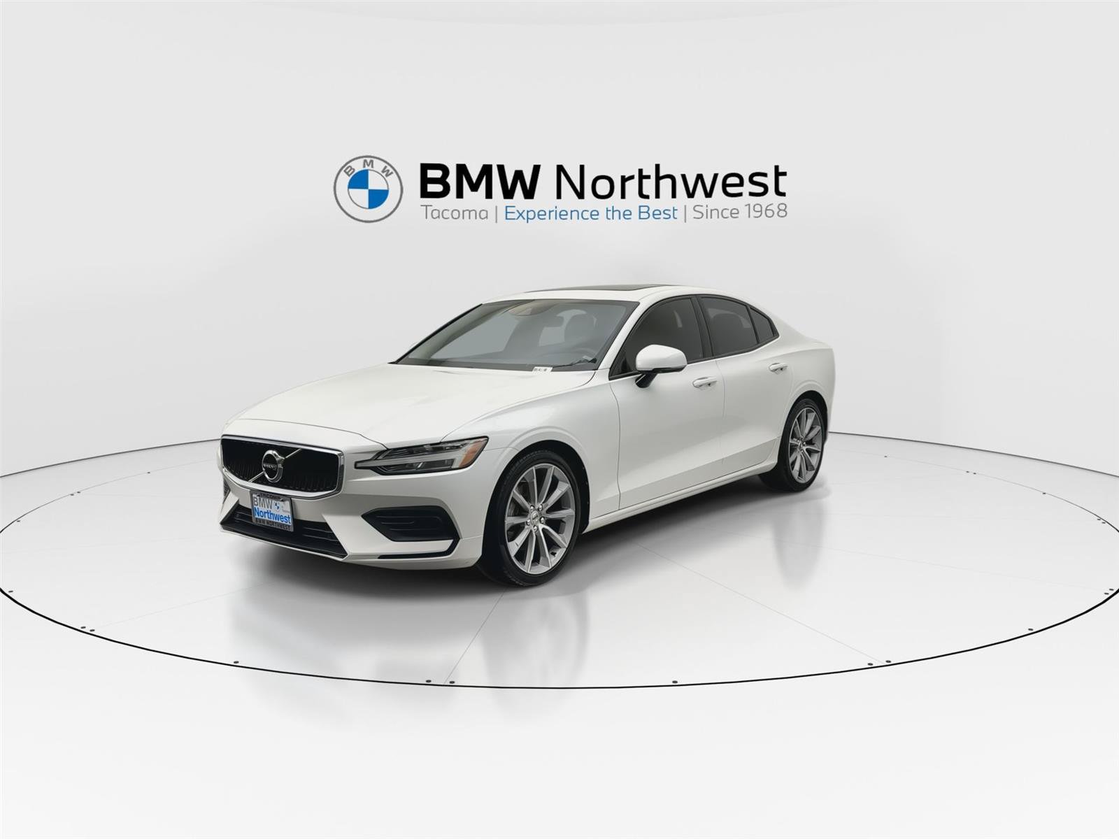 Used 2020 Volvo S60 T5 Momentum FWD image 9