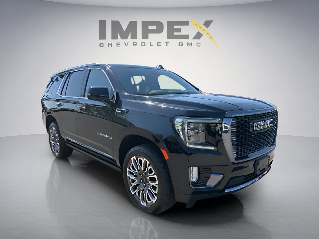 Used 2023 GMC Yukon Denali Ultimate AWD/4WD image 7