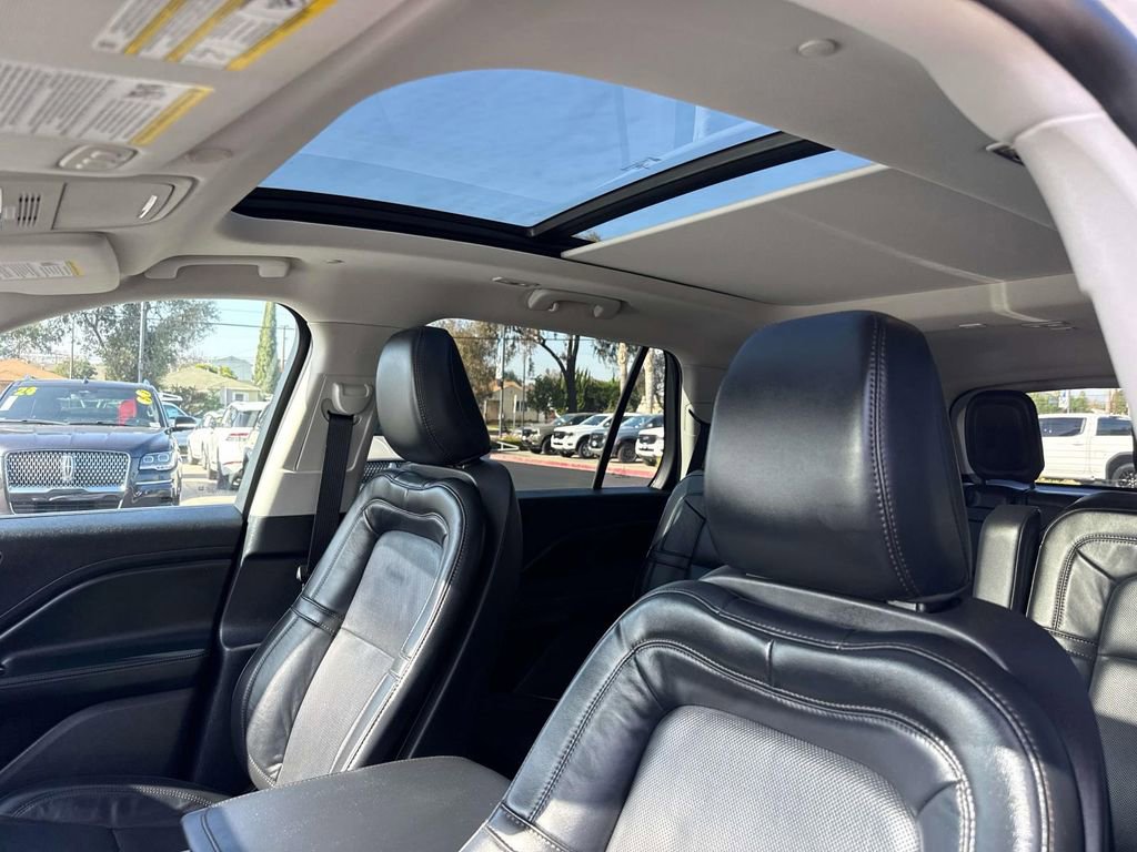 Used 2025 Lincoln Aviator Reserve image 25