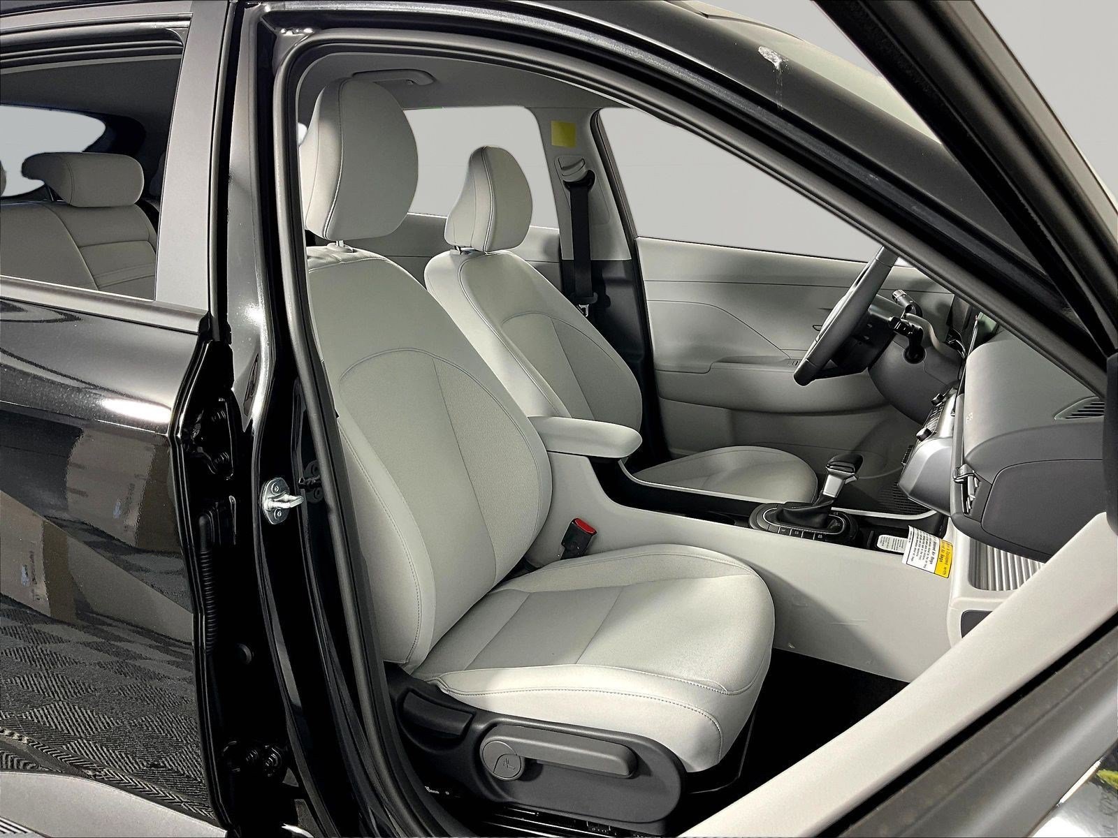 New 2027 Hyundai Kona SEL Sport FWD image 18