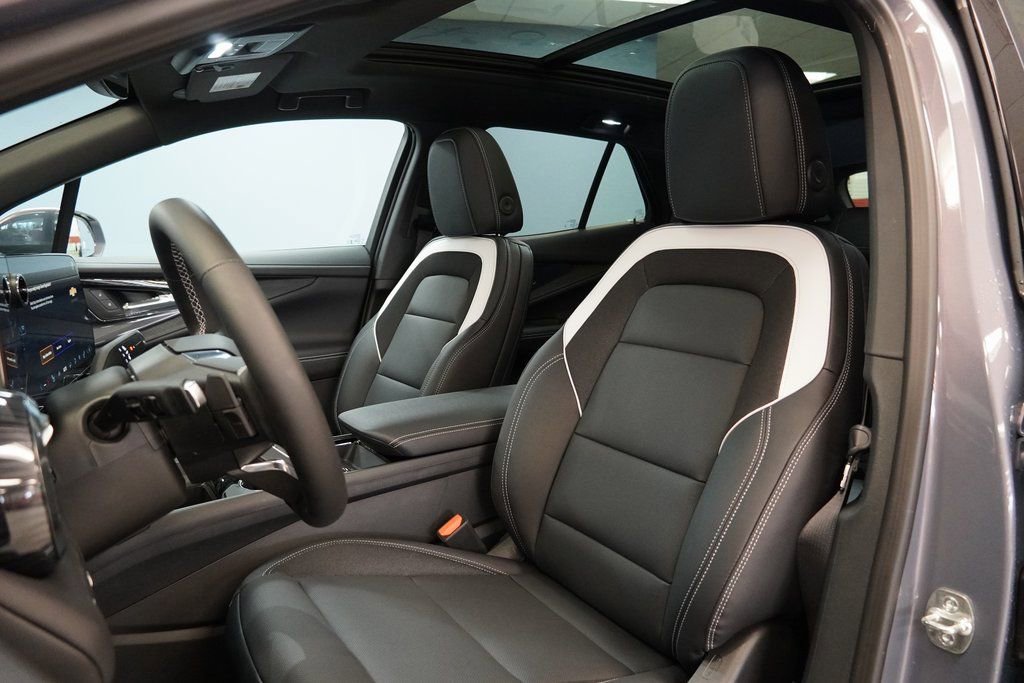 New 2025 Chevrolet Blazer EV LT AWD/4WD image 6