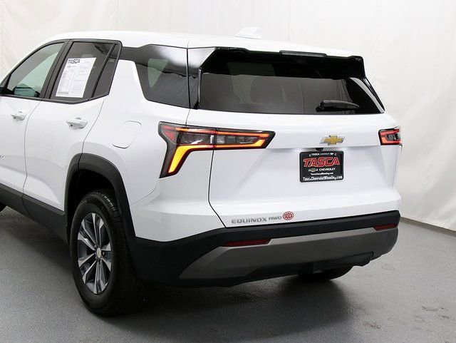 Certified 2025 Chevrolet Equinox LT w/ Safety and Technology Package image 9