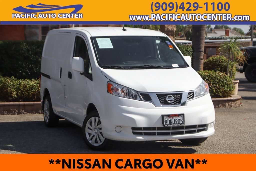 Used 2018 Nissan NV200 SV w/ Navigation Package FWD image 1