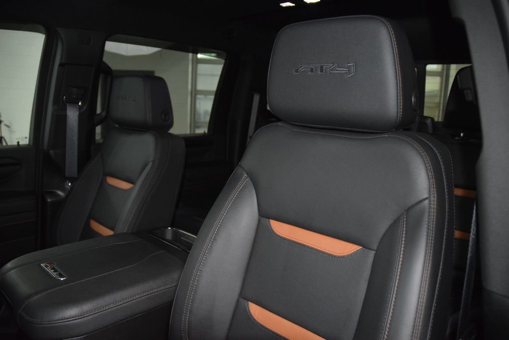 Used 2024 GMC Sierra 2500 AT4 w/ AT4 Preferred Package AWD/4WD image 47