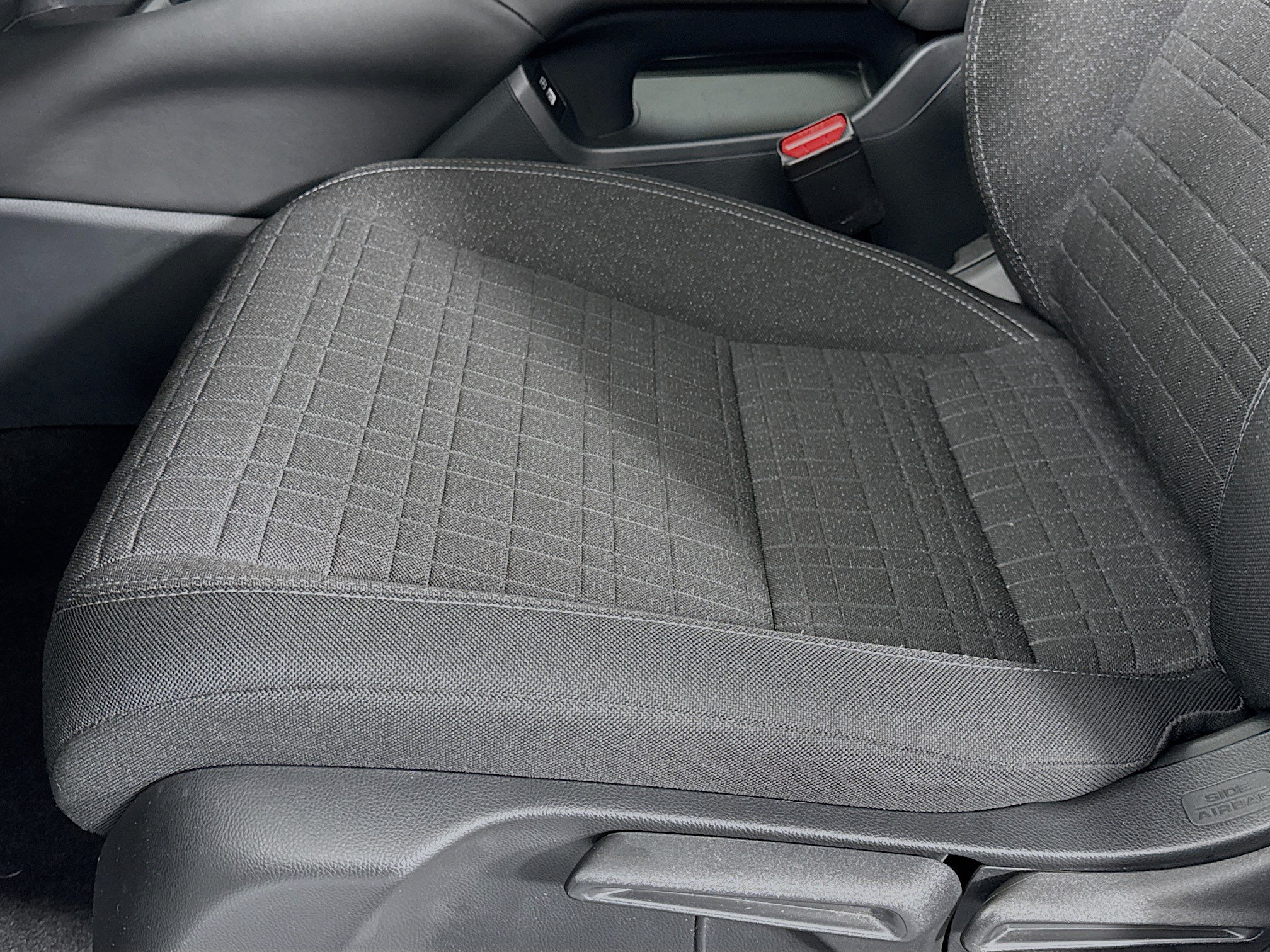 Certified 2023 Honda HR-V LX image 18