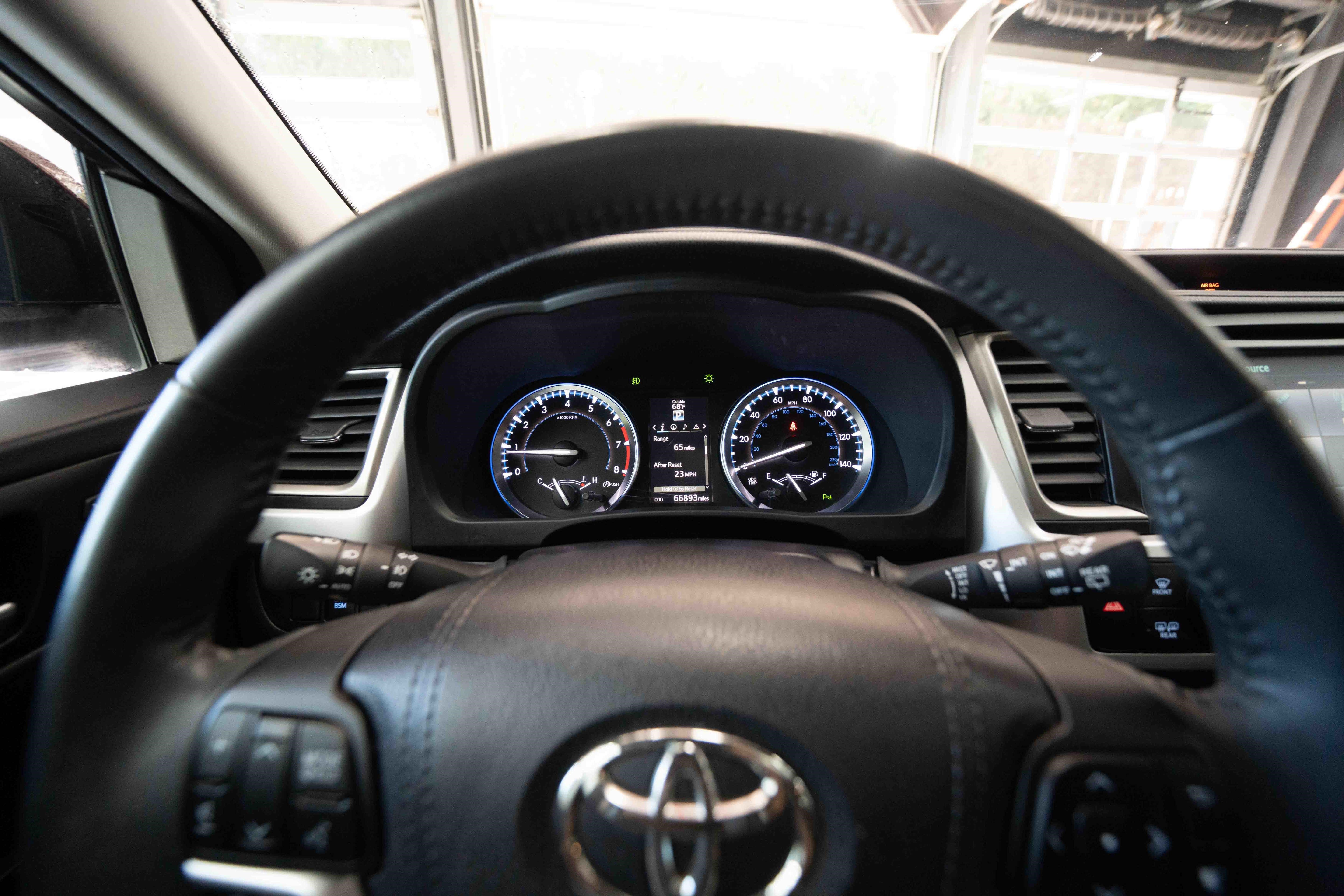 Used 2016 Toyota Highlander Limited AWD/4WD image 15