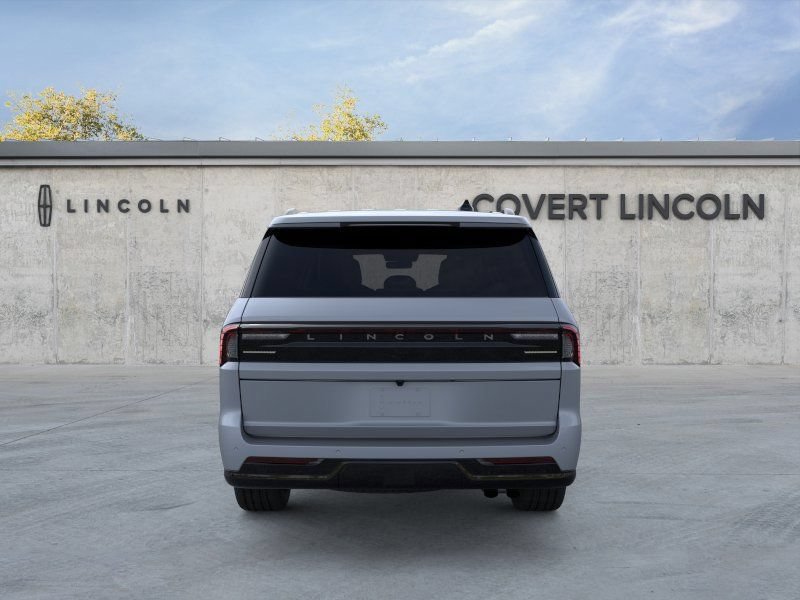 New 2026 Lincoln Navigator L Reserve w/ Jet Appearance Package AWD/4WD image 5