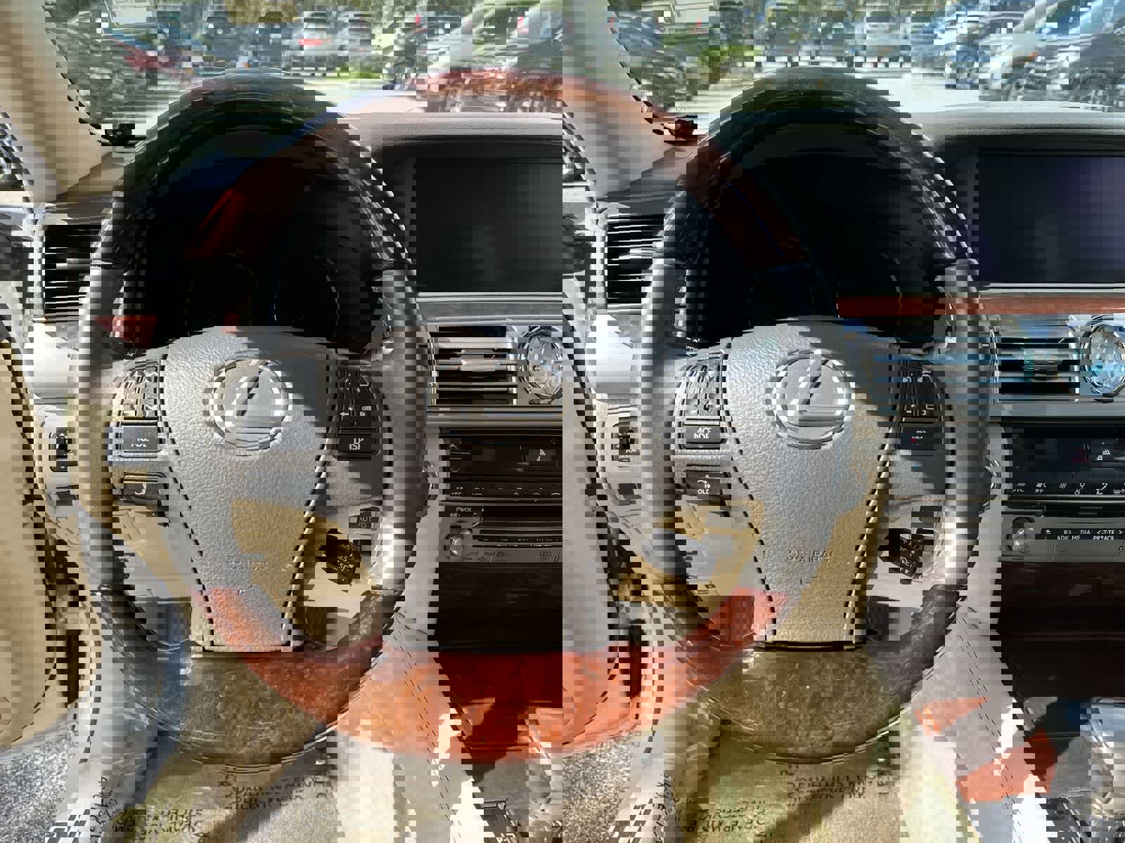 Used 2016 Lexus LS 460 w/ Comfort Package image 18