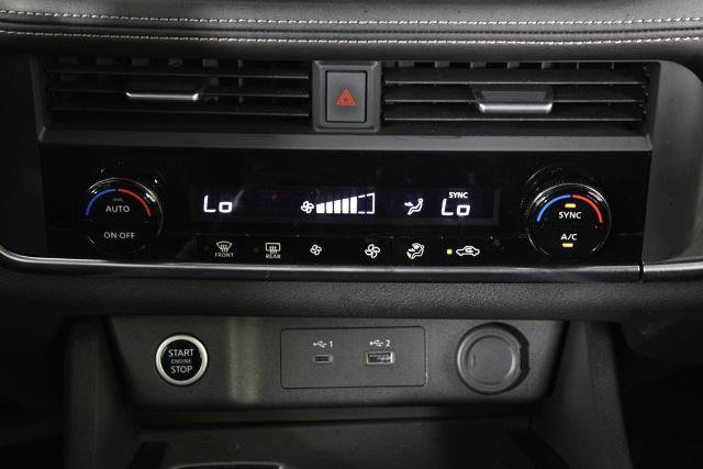Certified 2023 Nissan Rogue SV FWD image 22