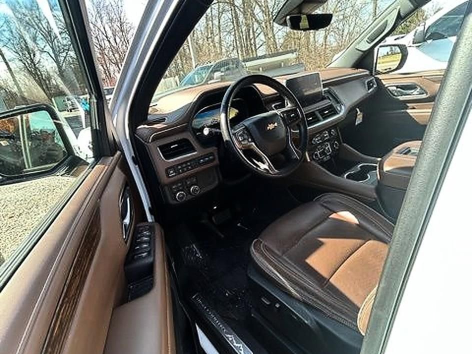 Used 2023 Chevrolet Tahoe High Country image 10