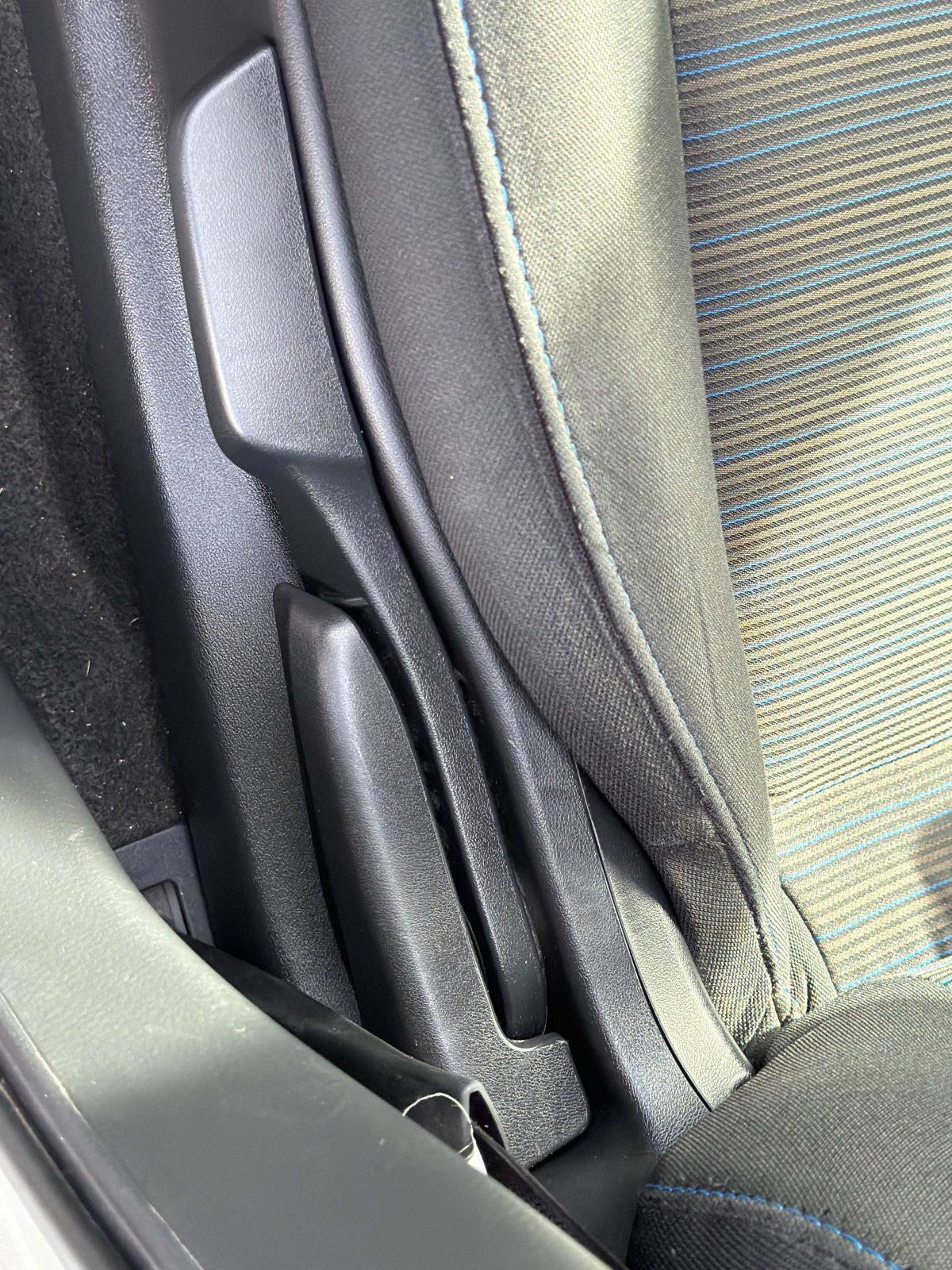 Used 2022 Nissan Leaf SV image 28