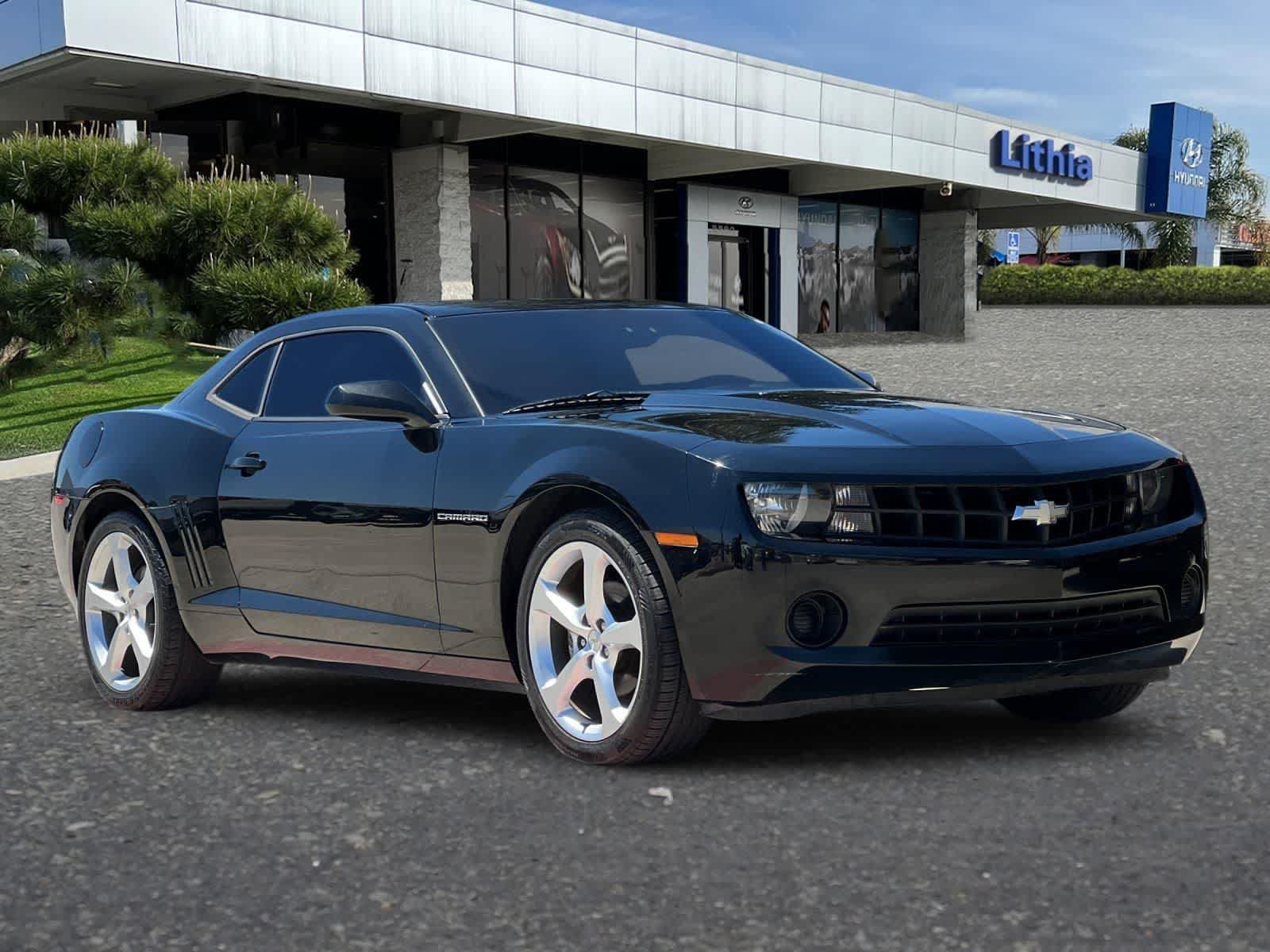 Used 2013 Chevrolet Camaro LS RWD image 10