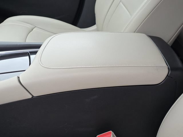 Used 2019 Buick Enclave Essence w/ Trailering Package, 5000 lbs. FWD image 8
