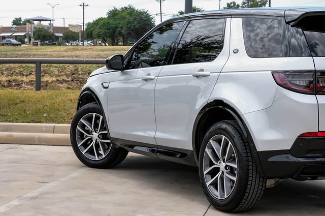 Used 2026 Land Rover Discovery Sport Landmark AWD/4WD image 14