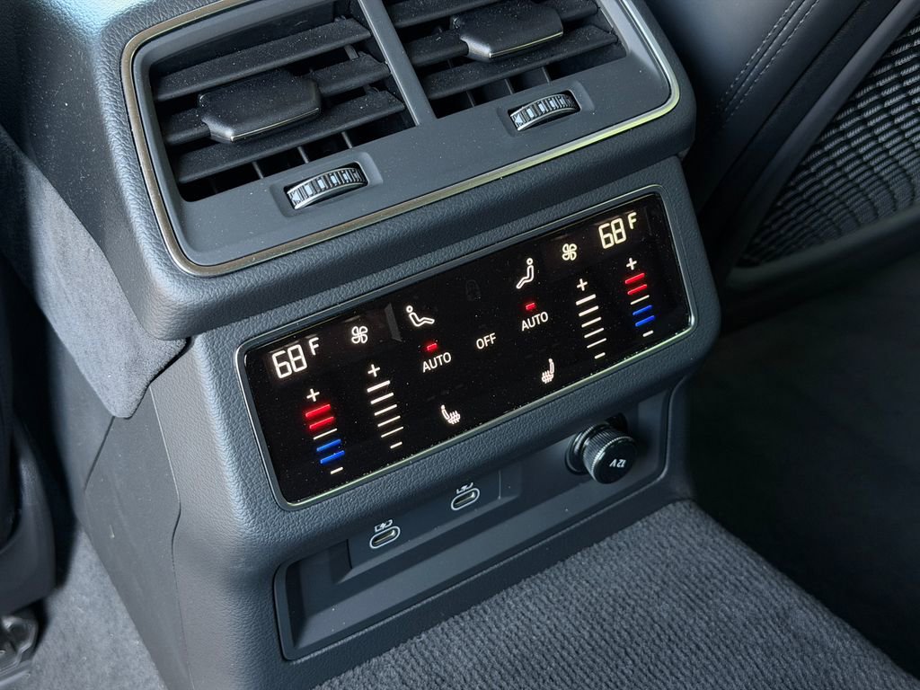 Used 2025 Audi RS 7 Performance image 36