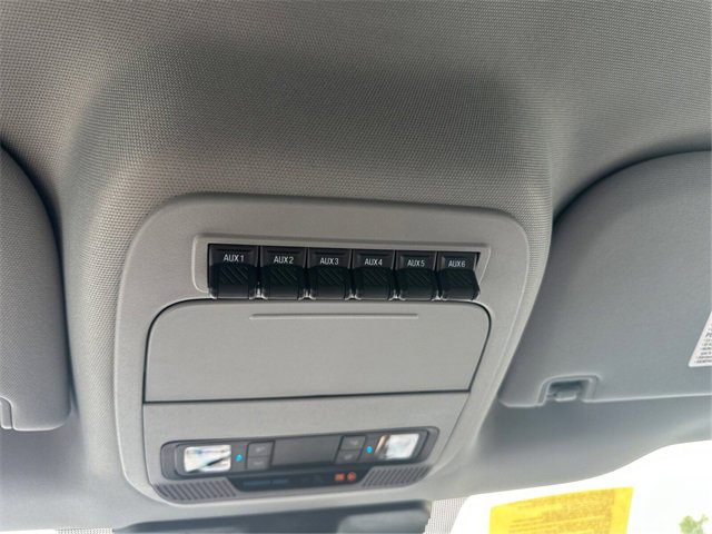 New 2025 Ford F550 4x4 Regular Cab Super Duty image 25