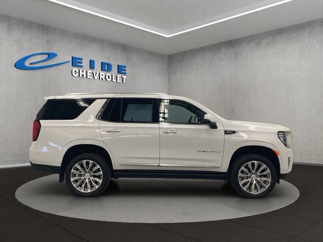 Used 2024 GMC Yukon Denali w/ Advanced Technology Package AWD/4WD image 16