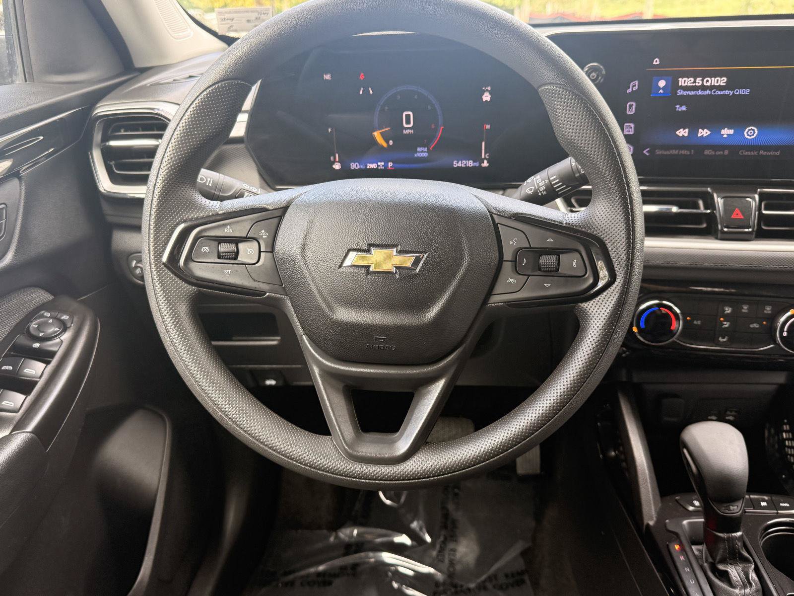 Used 2025 Chevrolet TrailBlazer LT AWD/4WD image 23