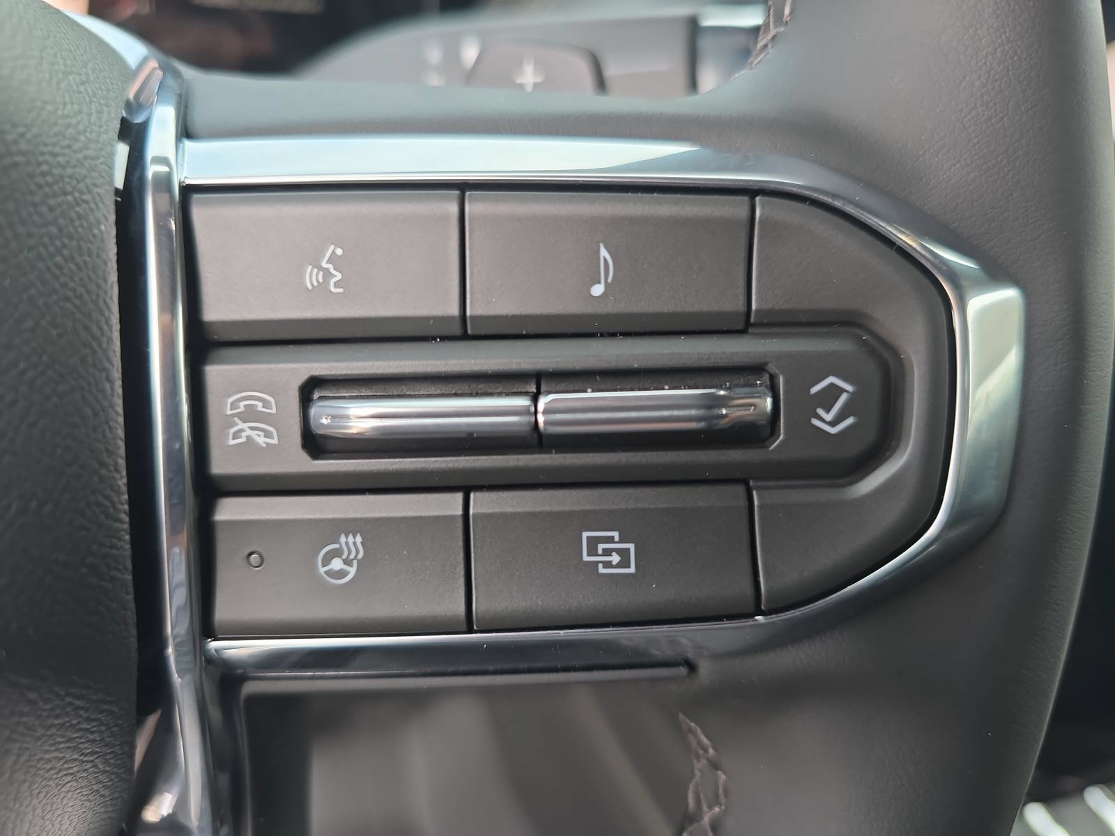 New 2026 GMC Yukon XL Elevation w/ Elevation Premium Package AWD/4WD image 19