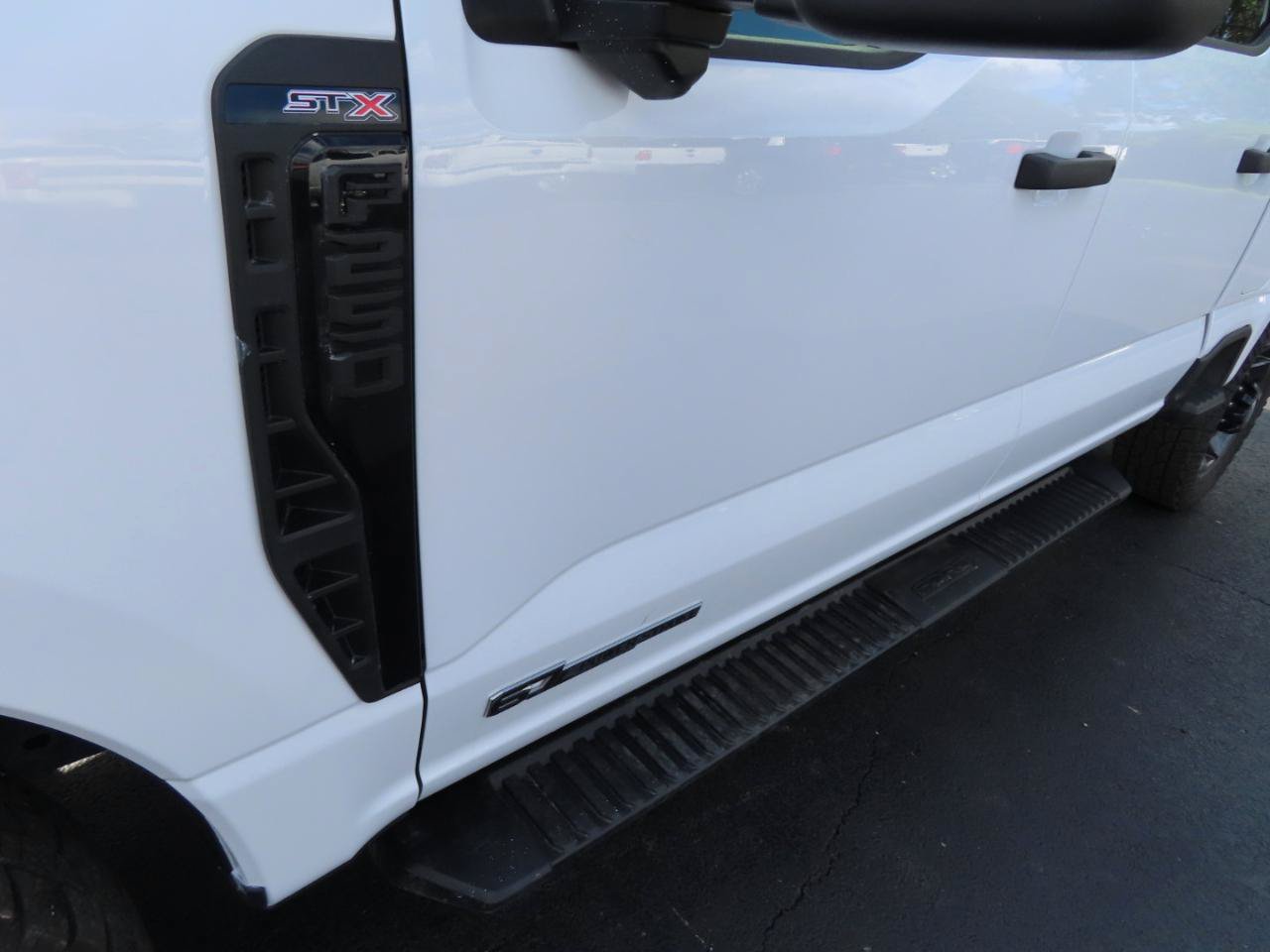 Used 2024 Ford F250 XL w/ STX Appearance Package AWD/4WD image 13