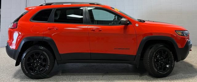 Used 2021 Jeep Cherokee Trailhawk AWD/4WD image 7