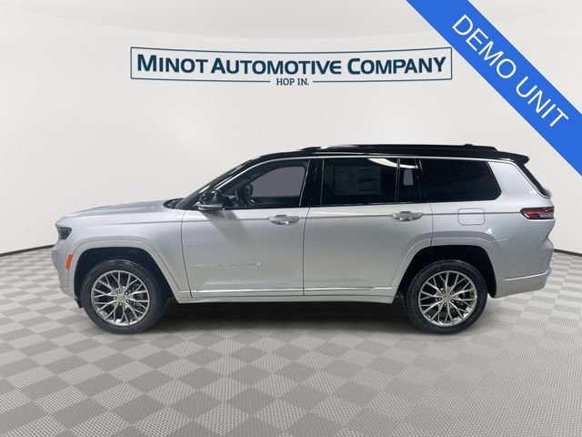 New 2025 Jeep Grand Cherokee L Summit w/ Advanced Protech Group IV image 5