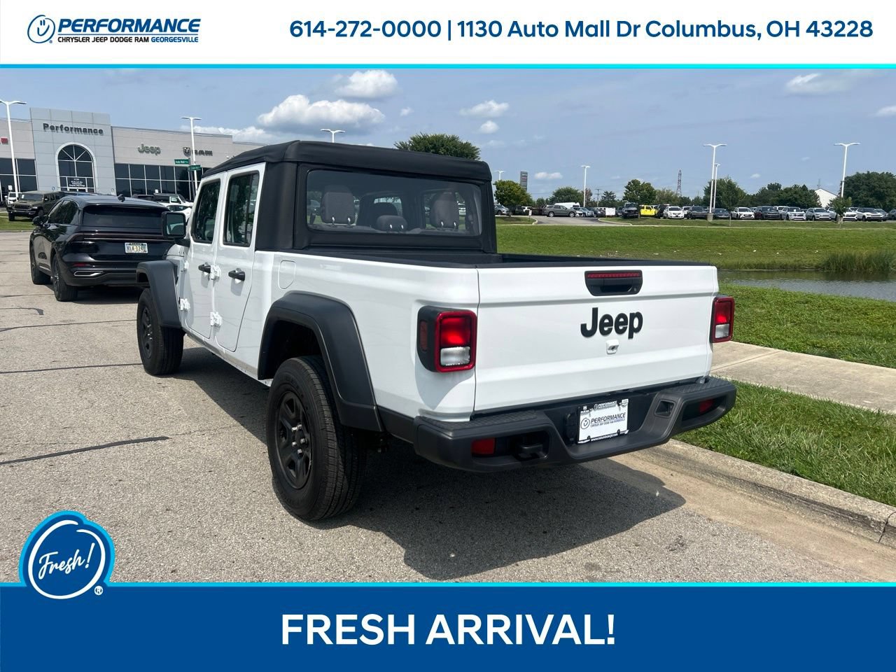 Used 2025 Jeep Gladiator Sport AWD/4WD image 6