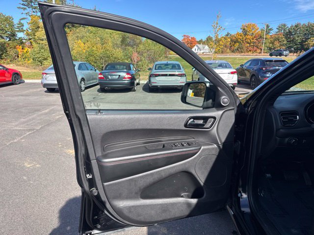 Used 2025 Dodge Durango GT AWD/4WD image 18
