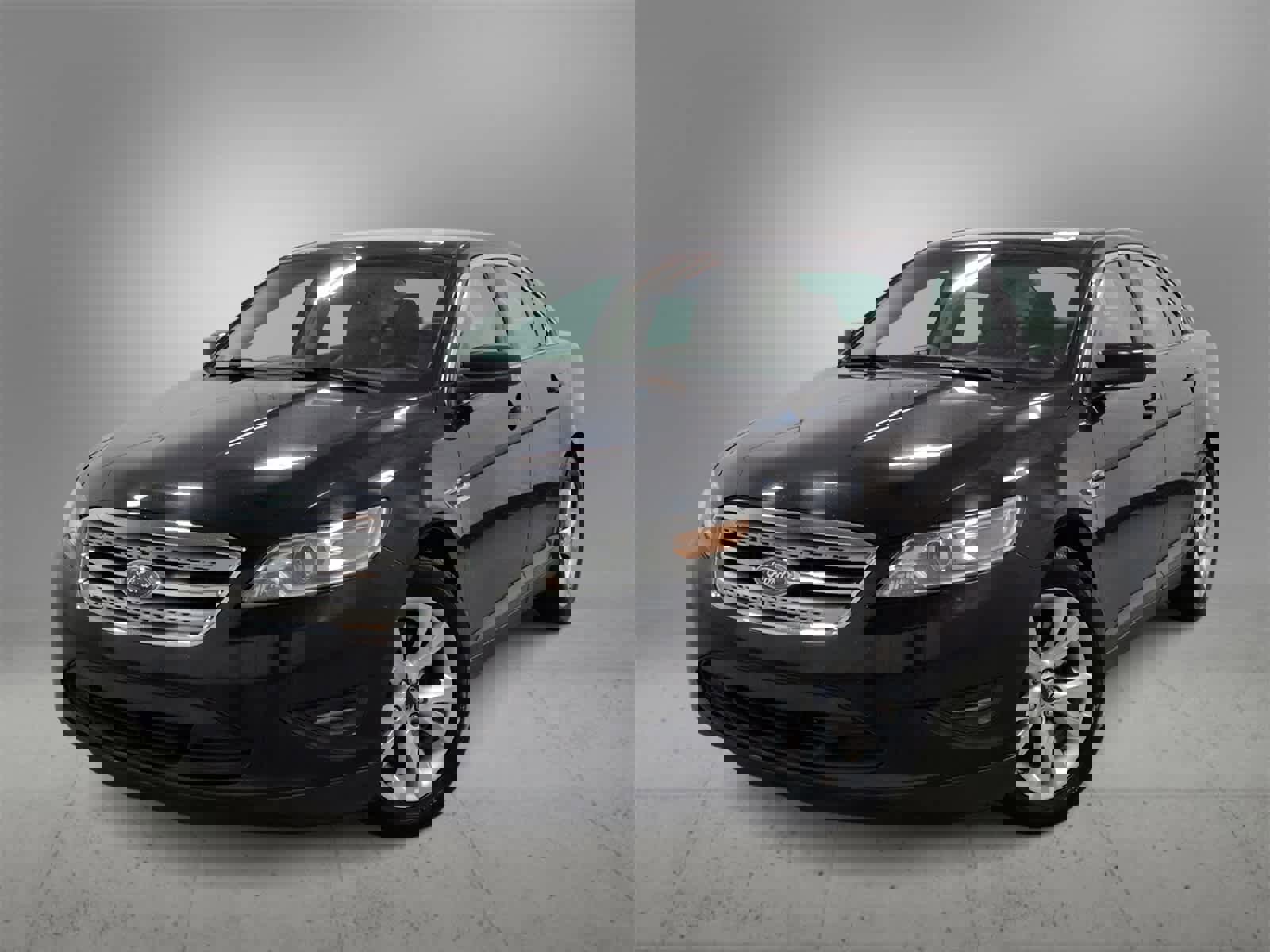 Used 2010 Ford Taurus SEL image 1