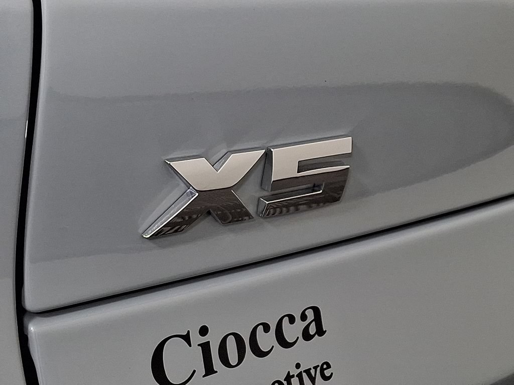 Certified 2024 BMW X5 M60i AWD/4WD image 29