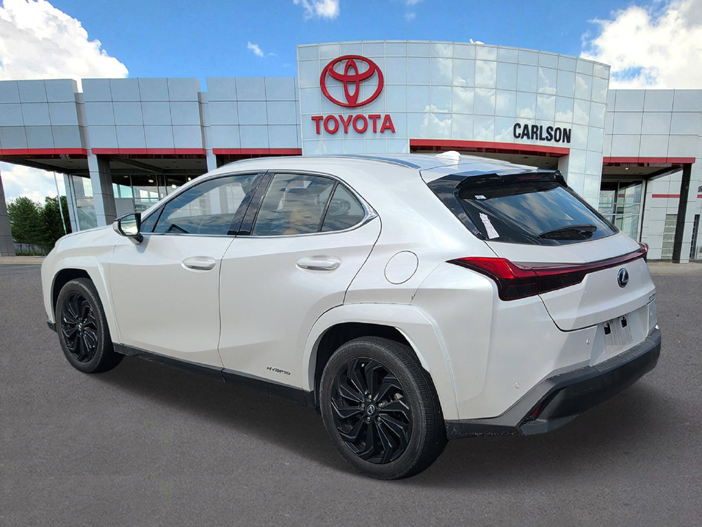 Used 2022 Lexus UX 250h w/ Premium Package AWD/4WD image 4