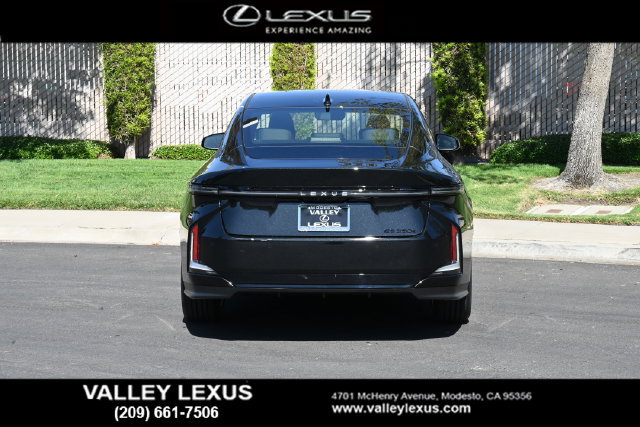 New 2026 Lexus ES 350e w/ Convenience Package FWD image 5